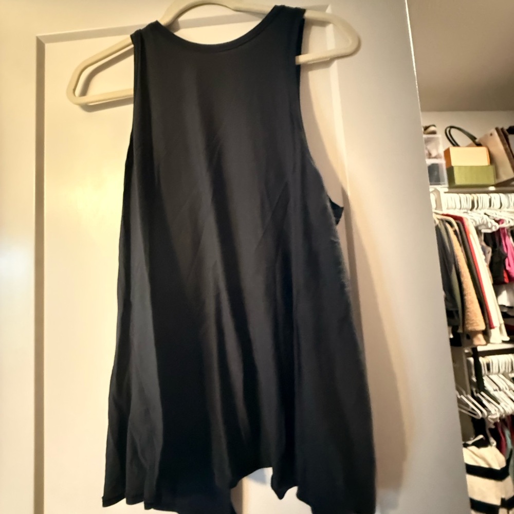 Lululemon Athletica Black all tied up Tank Top
